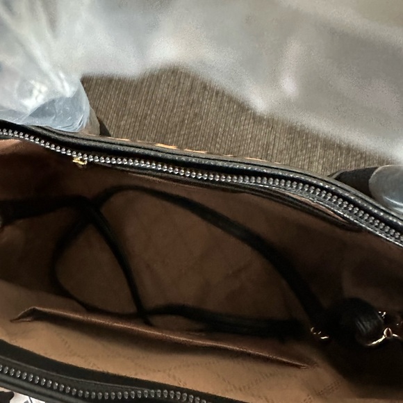 Leopard Purse - Picture 2 of 3